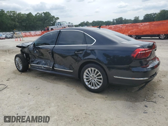 2017 Volkswagen Passat SE z VIN 1VWBT7A39HC030560, wystawiony jako Copart lot #55443585 z przebiegiem 125 397 mil mil oraz Szkoda całkowita • Salvage title. Historia ofert i sprzedaży dostępna na DreamBid. Obrazek 2.