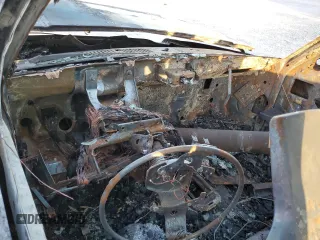 1996 Dodge Dakota z VIN 1B7GG23X4TS568274, wystawiony jako Copart lot #75719914 z przebiegiem Nie podano mil oraz Nie do naprawy • Non repairable. Historia ofert i sprzedaży dostępna na DreamBid. Obrazek 8.