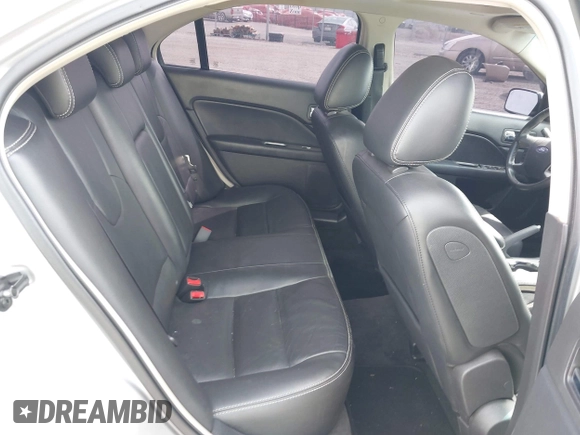 2010 Ford Fusion SEL with VIN 3FAHP0JA1AR327763, listed as a IAAI auction lot 41933656 with 90,517 mi miles. Bid and sale history available at carsss.com. Image 8.