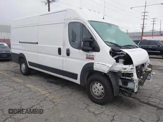 2019 Ram ProMaster Cargo with VIN 3C6URVJG2KE535008, listed as a IAAI auction lot 41744218 with 84,901 mi miles. Bid and sale history available at carsss.com. Image 1.