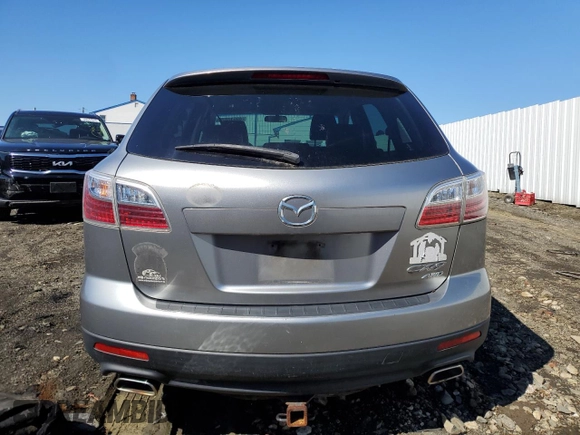 2011 Mazda CX-9 Touring z VIN JM3TB3CV6B0331966, wystawiony jako Copart lot #49517875 z przebiegiem 184 011 mil mil oraz Czysty tytuł • Clean title. Historia ofert i sprzedaży dostępna na DreamBid. Obrazek 6.