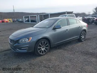 2017 Volvo S60 Inscription with VIN LYV402HKXHB137304, listed as a IAAI auction lot 41415830 with 140,598 mi miles. Bid and sale history available at carsss.com. Image 2.