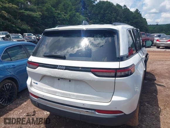 2024 Jeep Grand Cherokee с VIN 1C4RJYB60R8518323, выставлен на аукционе IAAI как лот 42462599 с пробегом 56 463 миль миль и . История ставок и продаж доступна на DreamBid. Изображение 16.