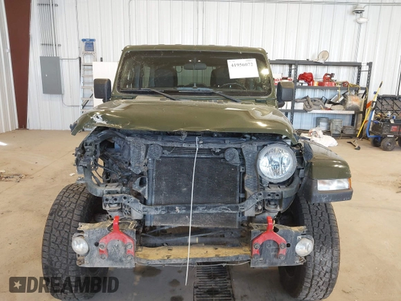 2021 Jeep Wrangler Unlimited Sahara z VIN 1C4HJXEN2MW592565, wystawiony jako IAAI lot #41956072 z przebiegiem 95 504 mil mil oraz . Historia ofert i sprzedaży dostępna na DreamBid. Obrazek 13.