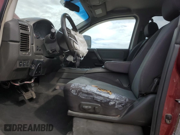 2006 Nissan Titan SE with VIN 1N6AA07B16N561518, listed as a Copart auction lot 48006835 with 331,130 mi miles and Clean title. Bid and sale history available at DreamBid. Image 7.
