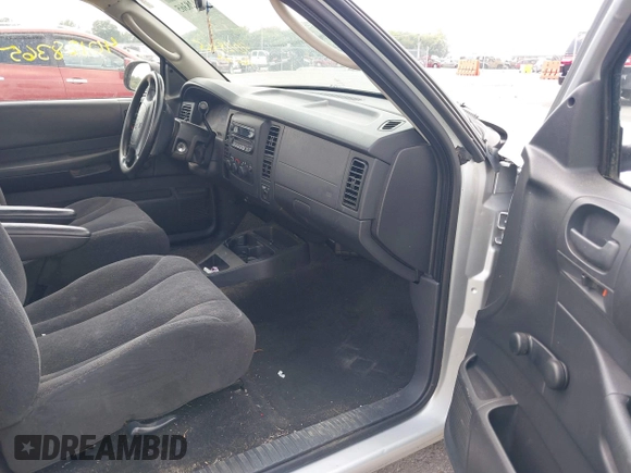 2004 Dodge Dakota z VIN 1D7FL16K04S554963, wystawiony jako IAAI lot #40128365 z przebiegiem 72 818 mil mil oraz . Historia ofert i sprzedaży dostępna na DreamBid. Obrazek 5.