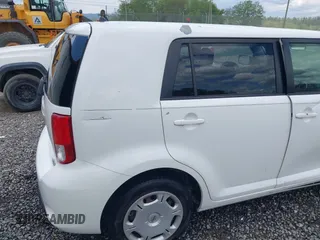 2014 Scion xB z VIN JTLZE4FE8EJ054316, wystawiony jako IAAI lot #42108489 z przebiegiem 154 409 mil mil oraz . Historia ofert i sprzedaży dostępna na DreamBid. Obrazek 17.