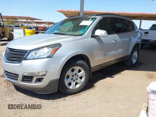 2015 Chevrolet Traverse LT with VIN 1GNKRGKD1FJ124831, listed as a IAAI auction lot 41994262 with 147,224 mi miles. Bid and sale history available at carsss.com. Image 2.