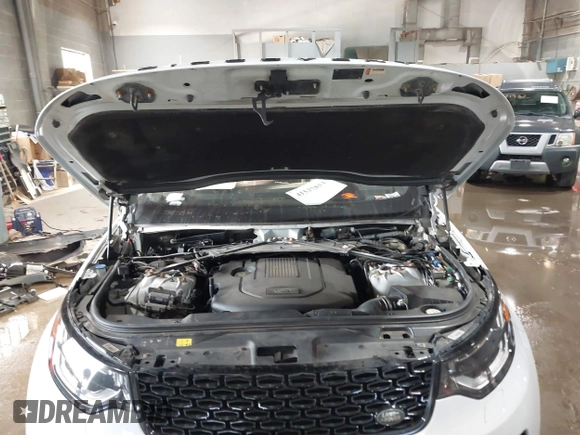 2017 Land Rover Discovery HSE Luxury with VIN SALRHBBK0HA038692, listed as a IAAI auction lot 41537853 with Not Provided miles and . Bid and sale history available at DreamBid. Image 10.
