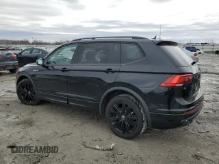 2022 Volkswagen Tiguan SE R-Line Black with VIN 3VV8B7AX0NM155204, listed as a Copart auction lot 44393685 with 21,812 mi miles and Salvage Title. Bid and sale history available at DreamBid. Image 2.