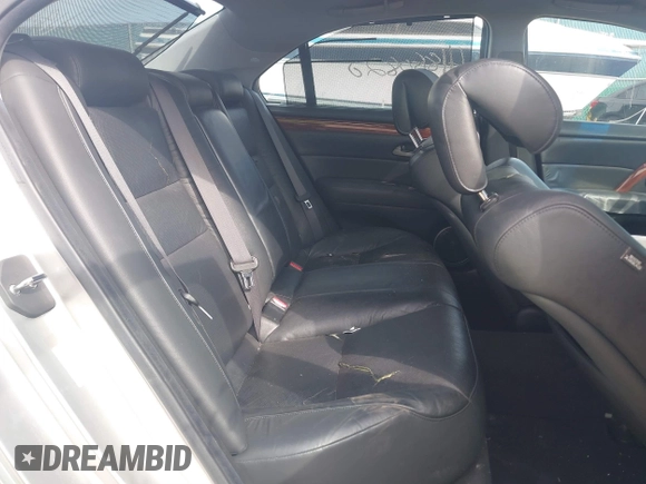2005 Acura RL with VIN JH4KB16545C019697, listed as a IAAI auction lot 41880820 with Not provided miles and . Bid and sale history available at DreamBid. Image 8.