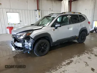 2022 Subaru Forester Wilderness with VIN JF2SKAMCXNH521086, listed as a Copart auction lot 61749005 with 42,228 mi miles and Salvage title. Bid and sale history available at DreamBid. Image 1.
