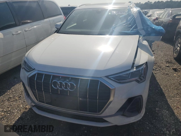 2023 Audi Q3 S line Premium with VIN WA1DECF35P1103144, listed as a Copart auction lot 55623225 with 41,088 mi miles and Clean title. Bid and sale history available at DreamBid. Image 5.