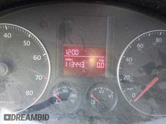 2008 Volkswagen Jetta Sedan SE with VIN 3VWRM71K48M075343, listed as a IAAI auction lot 41625737 with 113,443 mi miles. Bid and sale history available at carsss.com. Image 7.