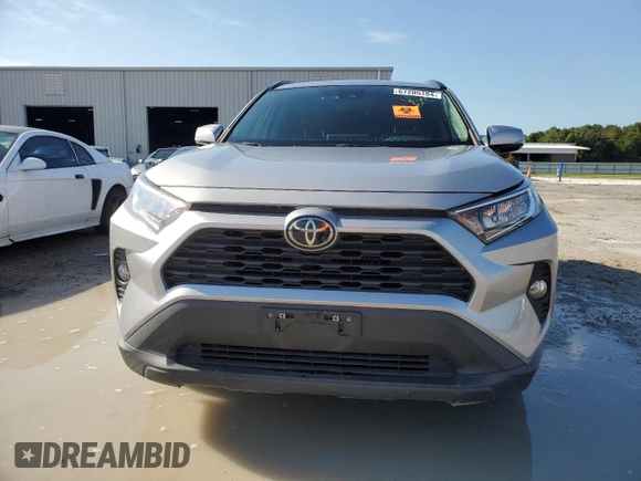 2021 Toyota RAV4 XLE with VIN 2T3W1RFV6MC152866, listed as a Copart auction lot 67205784 with 0 mi miles and Salvage Title. Bid and sale history available at carsss.com. Image 5.