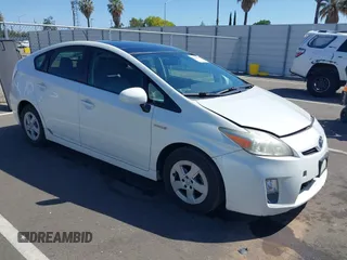 2011 Toyota Prius I z VIN JTDKN3DU8B1385894, wystawiony jako IAAI lot #42250005 z przebiegiem 140 661 mil mil oraz . Historia ofert i sprzedaży dostępna na DreamBid. Obrazek 1.