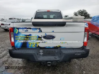 2018 Ford F-250 XL with VIN 1FT7X2A60JEB41714, listed as a Copart auction lot 87641955 with Not provided miles and Salvage title. Bid and sale history available at DreamBid. Image 6.