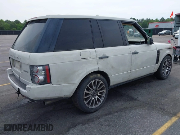 2010 Land Rover Range Rover SC z VIN SALMF1E45AA311624, wystawiony jako IAAI lot #42050138 z przebiegiem 116 651 mil mil oraz . Historia ofert i sprzedaży dostępna na DreamBid. Obrazek 4.