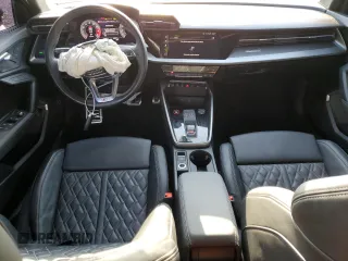 2022 Audi S3 Premium Plus z VIN WAUH3DGY8NA005992, wystawiony jako Copart lot #53988684 z przebiegiem 33 849 mil mil oraz . Historia ofert i sprzedaży dostępna na DreamBid. Obrazek 8.