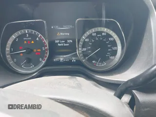 2017 Nissan Titan Pro-4X z VIN 1N6BA1F45HN529090, wystawiony jako IAAI lot #42163486 z przebiegiem 162 226 mil mil oraz . Historia ofert i sprzedaży dostępna na DreamBid. Obrazek 7.