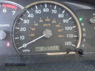 2007 Toyota Sequoia SR5 with VIN 5TDZT34A17S294129, listed as a IAAI auction lot 41880711 with 289,333 mi miles. Bid and sale history available at carsss.com. Image 7.