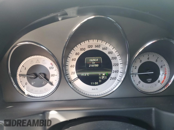 2013 Mercedes-Benz GLK GLK 350 with VIN WDCGG8JB6DG052944, listed as a Copart auction lot 54872475 with 218,700 mi miles and Salvage Title. Bid and sale history available at carsss.com. Image 9.