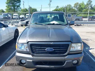 2008 Ford Ranger XL z VIN 1FTYR14U08PA55725, wystawiony jako IAAI lot #42201478 z przebiegiem 107 207 mil mil oraz . Historia ofert i sprzedaży dostępna na DreamBid. Obrazek 12.
