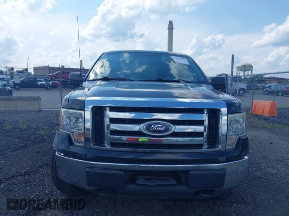 2010 Ford F-150 XL z VIN 1FTEW1E85AFC37042, wystawiony jako IAAI lot #42629730 z przebiegiem 195 760 mil mil oraz . Historia ofert i sprzedaży dostępna na DreamBid. Obrazek 12.