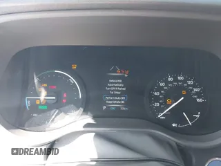 2024 Toyota Sienna XLE z VIN 5TDYRKEC4RS204737, wystawiony jako IAAI lot #40218275 z przebiegiem 336 mil mil oraz . Historia ofert i sprzedaży dostępna na DreamBid. Obrazek 7.