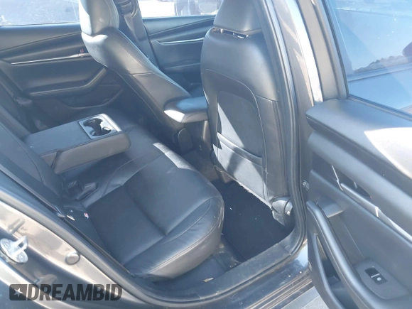 2021 Mazda 3 Select with VIN JM1BPABL8M1321124, listed as a IAAI auction lot 41695068 with Not Provided miles and . Bid and sale history available at DreamBid. Image 8.