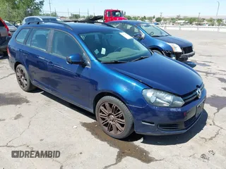 2013 Volkswagen Jetta SE with VIN 3VWPP7AJ8DM621318, listed as a IAAI auction lot 42532176 with 180,197 mi miles and . Bid and sale history available at DreamBid. Image 1.
