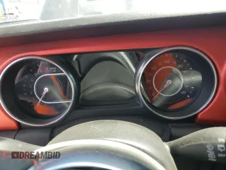 2020 Jeep Wrangler Rubicon z VIN 1C4HJXCG6LW242469, wystawiony jako Copart lot #56965025 z przebiegiem Nie podano mil oraz Szkoda całkowita • Salvage title. Historia ofert i sprzedaży dostępna na DreamBid. Obrazek 9.