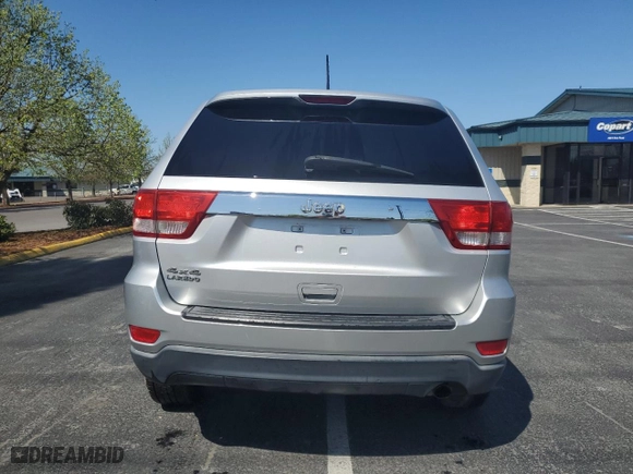 2011 Jeep Grand Cherokee Laredo with VIN 1J4RR4GGXBC540135, listed as a Copart auction lot 47241025 with 119,676 mi miles and Clean Title. Bid and sale history available at carsss.com. Image 6.