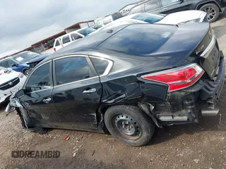2015 Nissan Altima 2.5 z VIN 1N4AL3AP1FN377141, wystawiony jako IAAI lot #42126222 z przebiegiem 117 047 mil mil oraz . Historia ofert i sprzedaży dostępna na DreamBid. Obrazek 15.