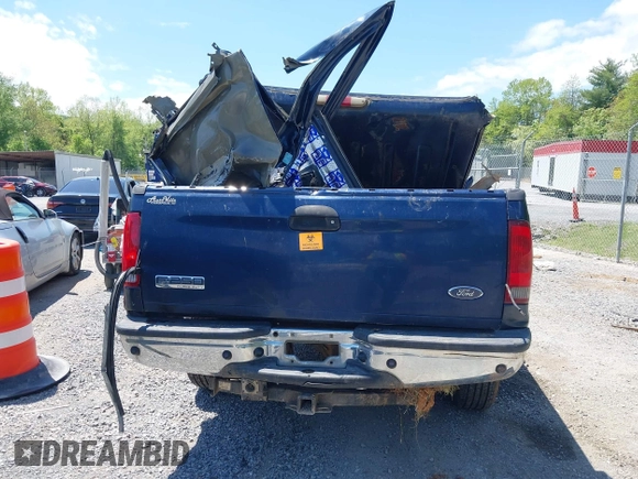 2005 Ford F-250 XL z VIN 1FTSW20P95EA30348, wystawiony jako IAAI lot #42199677 z przebiegiem Nie podano mil oraz . Historia ofert i sprzedaży dostępna na DreamBid. Obrazek 16.