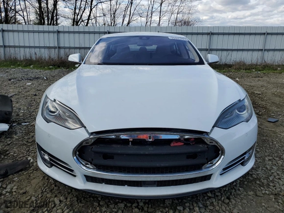 2014 Tesla Model S 60 kWh Battery with VIN 5YJSA1H1XEFP55657, listed as a Copart auction lot 53405785 with 0 mi miles and Clean Title. Bid and sale history available at carsss.com. Image 5.