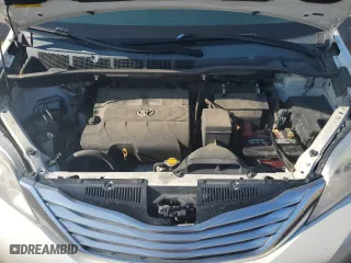 2012 Toyota Sienna XLE AAS with VIN 5TDYK3DC8CS207935, listed as a Copart auction lot 61867344 with 200,723 mi miles and Salvage Title. Bid and sale history available at carsss.com. Image 12.