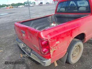 2007 Dodge 1500 SLT with VIN 1D7HU18P27S258135, listed as a IAAI auction lot 42034593 with 421,628 mi miles. Bid and sale history available at carsss.com. Image 6.