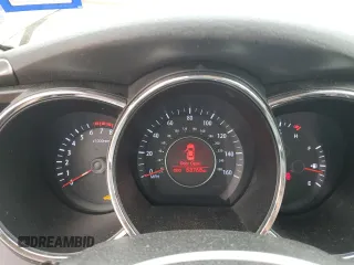 2011 Kia Optima LX z VIN KNAGM4A71B5056974, wystawiony jako Copart lot #54190885 z przebiegiem 53 768 mil mil oraz Szkoda całkowita • Salvage title. Historia ofert i sprzedaży dostępna na DreamBid. Obrazek 9.