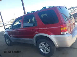 2005 Ford Escape Hybrid with VIN 1FMCU95H75KB86776, listed as a IAAI auction lot 42533697 with 166,242 mi miles and . Bid and sale history available at DreamBid. Image 15.