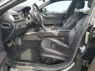 2018 Maserati Ghibli S Q4 z VIN ZAM57YTA4J1296684, wystawiony jako Copart lot #51278825 z przebiegiem 59 872 mil mil oraz Szkoda całkowita • Salvage title. Historia ofert i sprzedaży dostępna na DreamBid. Obrazek 7.
