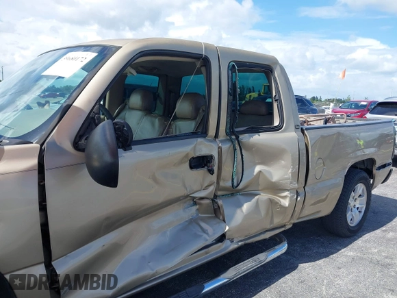2005 Chevrolet Silverado 1500 Work Truck с VIN 1GCEC19X45Z250878, выставлен на аукционе IAAI как лот 39680172 с пробегом 174 798 миль миль и . История ставок и продаж доступна на DreamBid. Изображение 6.