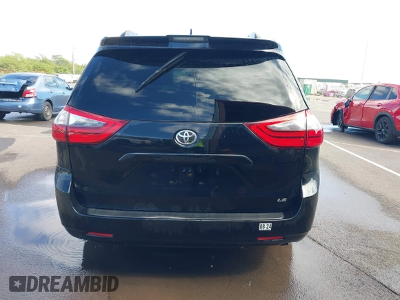 2020 Toyota Sienna LE Auto Access Seat with VIN 5TDKZ3DC0LS034445, listed as a IAAI auction lot 41445270 with 37,881 mi miles. Bid and sale history available at carsss.com. Image 17.