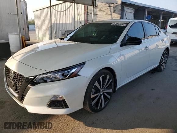 2022 Nissan Altima 2.0 SR with VIN 1N4AL4CV8NN310102, listed as a Copart auction lot 84098694 with 46,181 mi miles and Salvage Title. Bid and sale history available at carsss.com. Image 1.