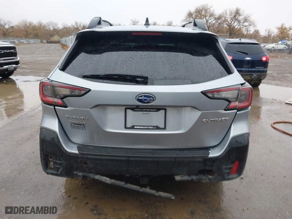 2020 Subaru Outback Premium with VIN 4S4BTACCXL3205755, listed as a IAAI auction lot 40812944 with 110,274 mi miles. Bid and sale history available at carsss.com. Image 6.