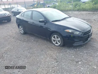 2015 Dodge Dart SXT z VIN 1C3CDFBB7FD330582, wystawiony jako IAAI lot #42521185 z przebiegiem 108 444 mil mil oraz . Historia ofert i sprzedaży dostępna na DreamBid. Obrazek 1.