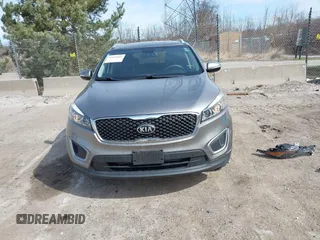 2017 Kia Sorento LX with VIN 5XYPG4A3XHG297598, listed as a IAAI auction lot 42029607 with 104,157 mi miles. Bid and sale history available at carsss.com. Image 12.