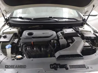 2018 Hyundai Sonata SE with VIN 5NPE24AF9JH698963, listed as a IAAI auction lot 42107412 with 107,047 mi miles and . Bid and sale history available at carsss.com. Image 10.