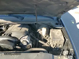 2010 Chevrolet Suburban LS с VIN 1GNUCHE02AR203315, выставлен на аукционе Copart как лот 82973604 с пробегом 265 282 миль миль и Чистый • Clean title. История ставок и продаж доступна на DreamBid. Изображение 14.