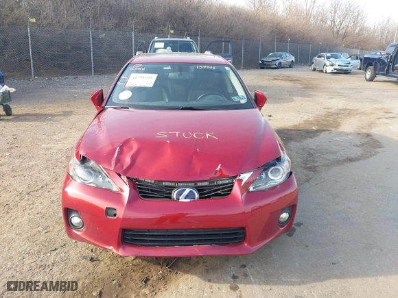 2013 Lexus CT 200h Hybrid with VIN JTHKD5BH7D2159944, listed as a IAAI auction lot 41791641 with 141,066 mi miles. Bid and sale history available at carsss.com. Image 12.